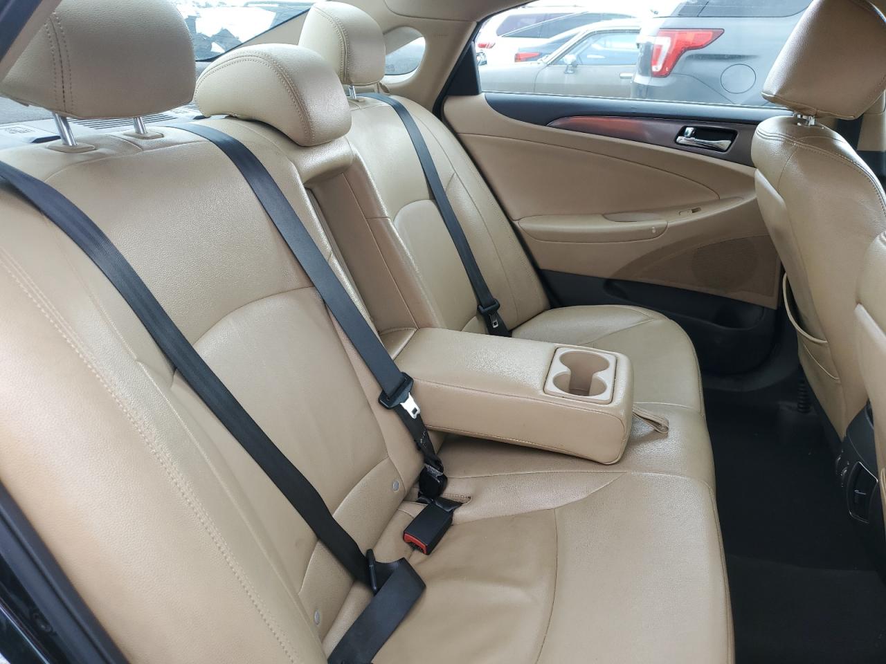 2012 Hyundai Sonata - Image 10