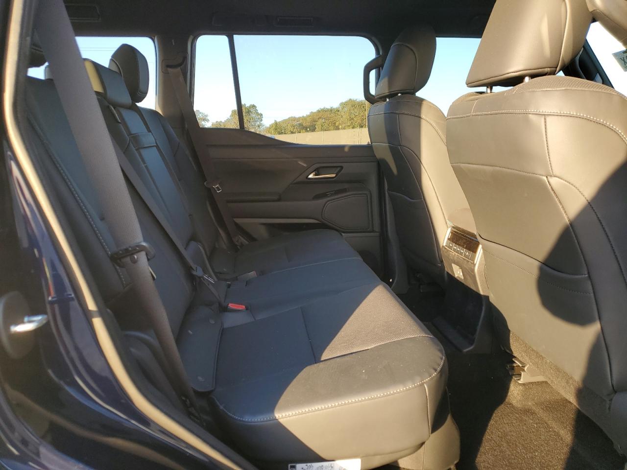 2024 Lexus GX - Image 11