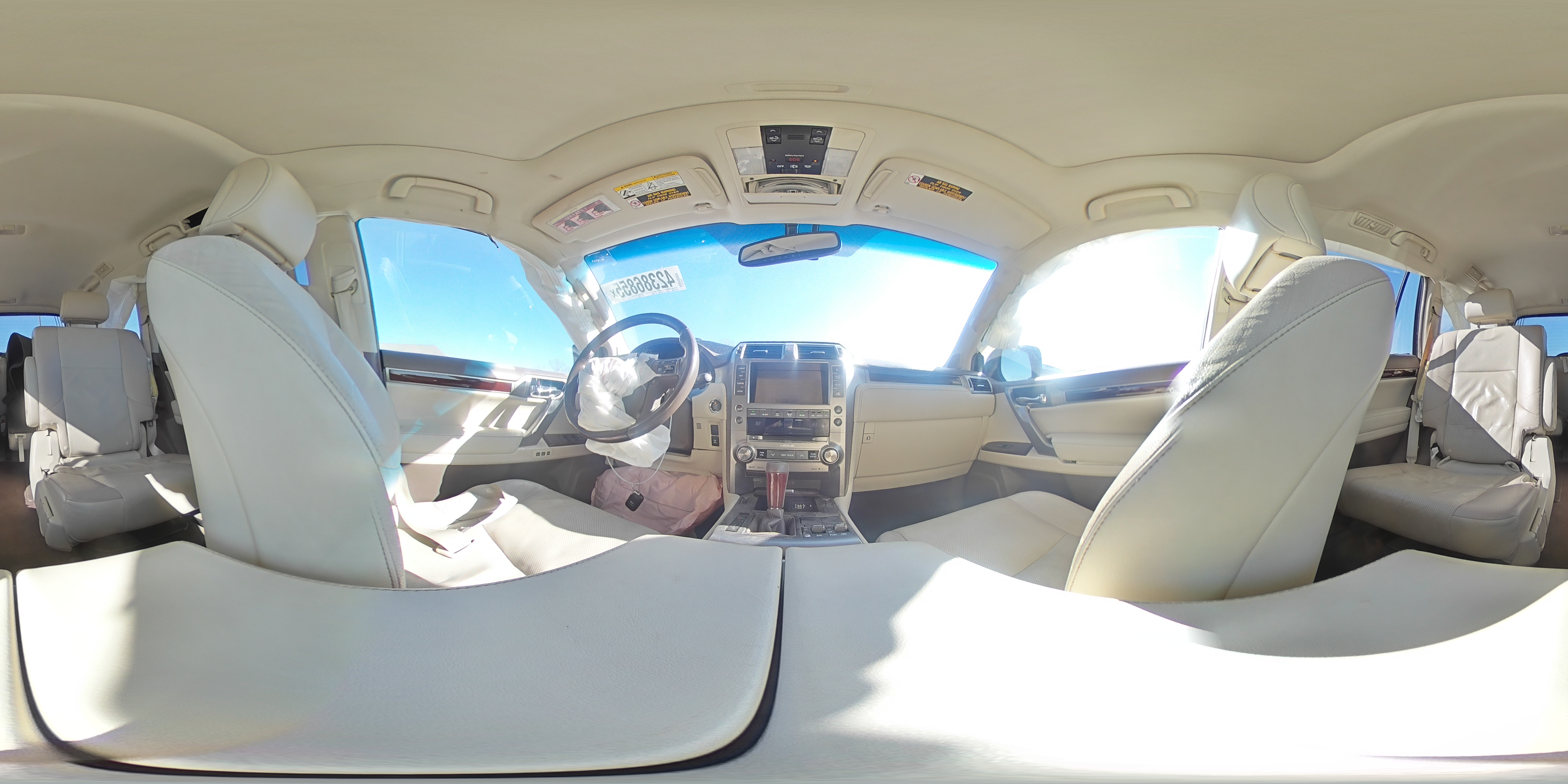 2017 Lexus GX - Image 15