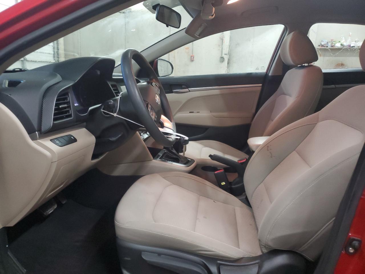 2019 Hyundai Elantra - Image 7