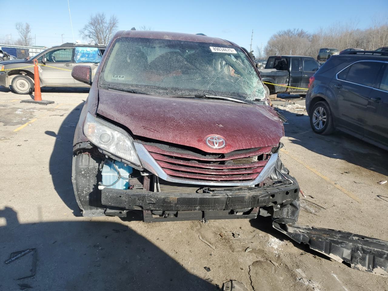 2016 Toyota Sienna - Image 5