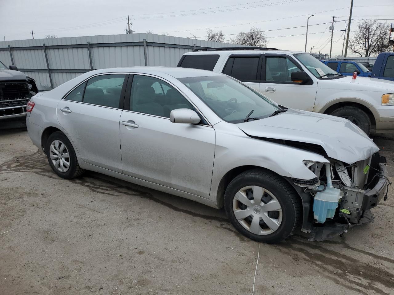 2010 Toyota Camry - Image 4