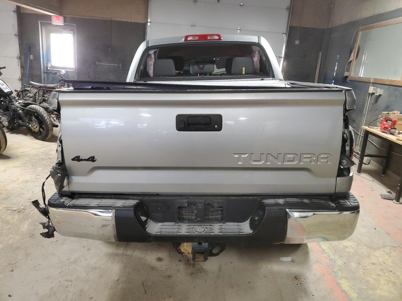 2017 Toyota Tundra - Image 6