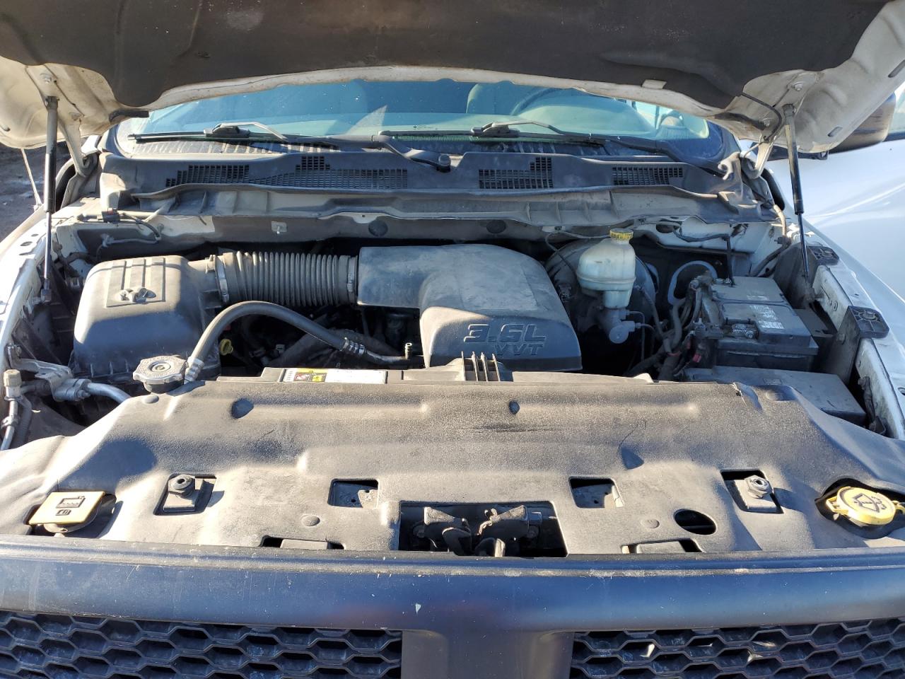 2015 RAM 1500 - Image 11