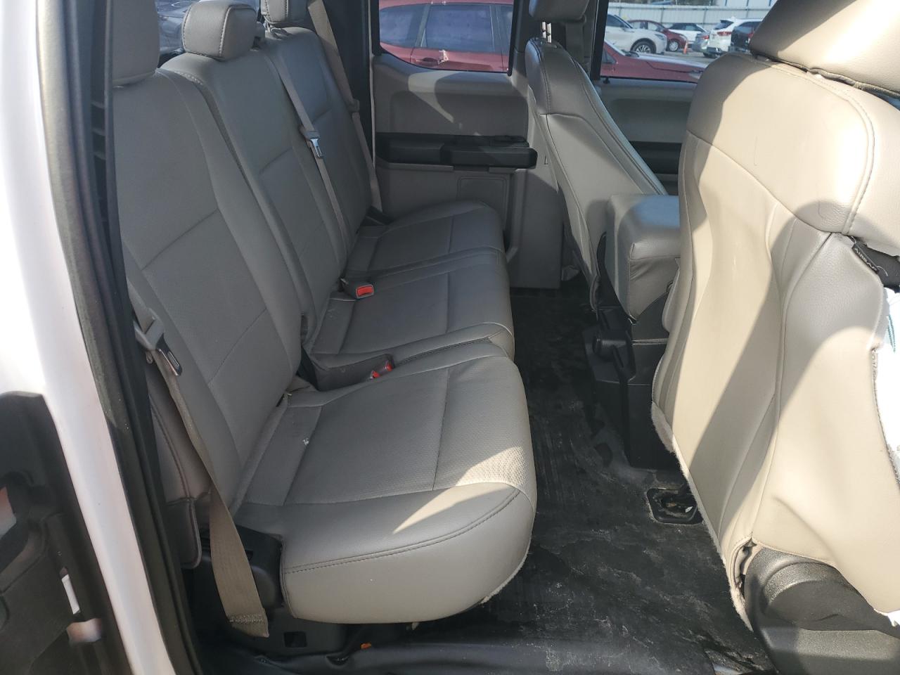 2016 Ford F-150 - Image 10