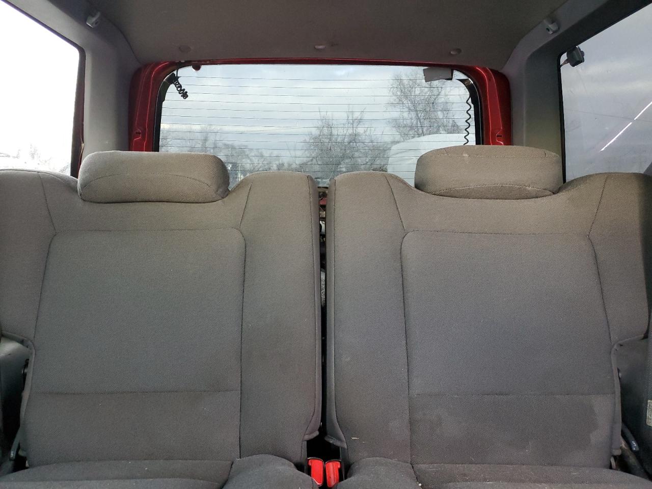2002 Ford Explorer - Image 10