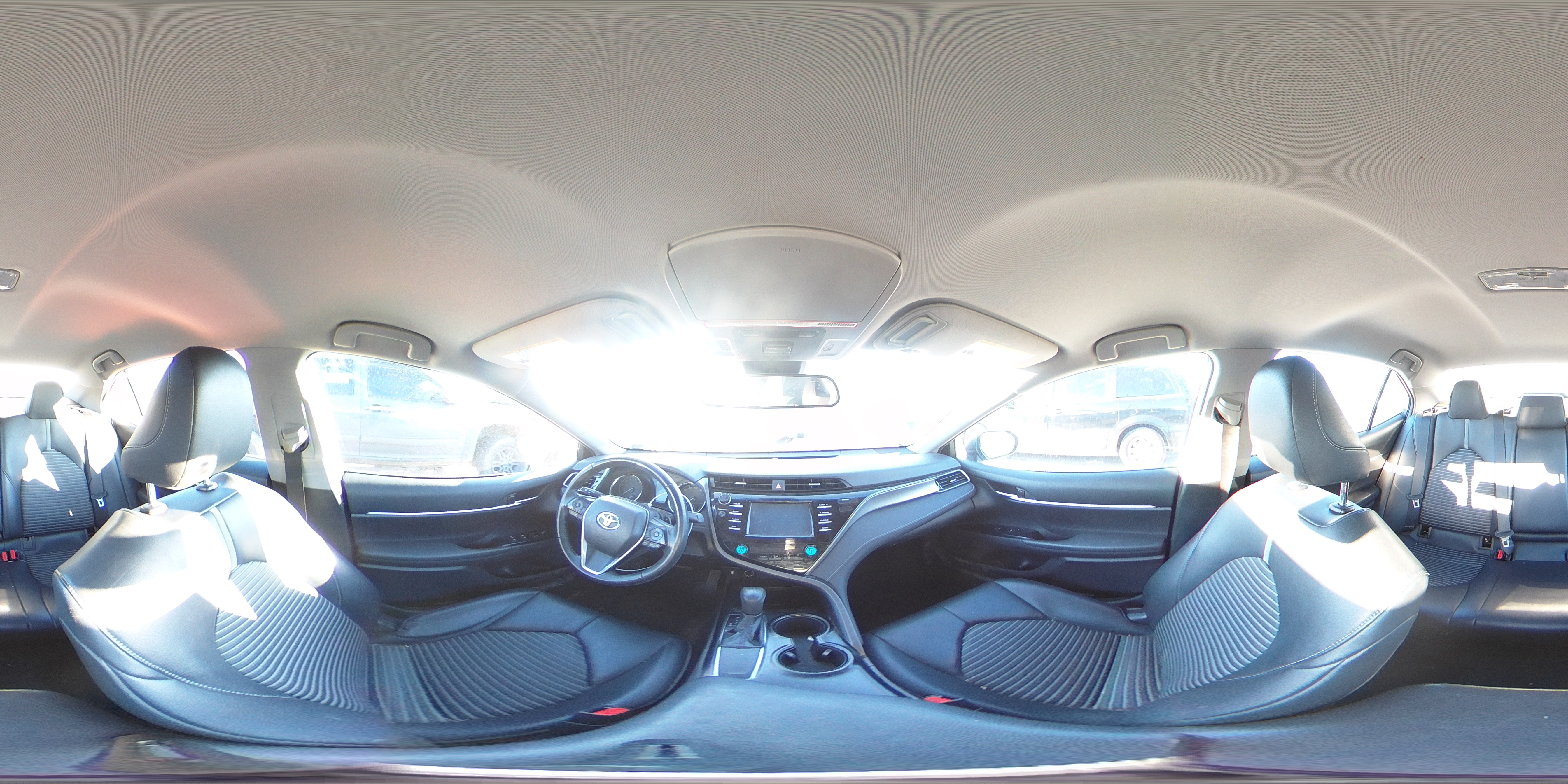 2019 Toyota Camry - Image 13