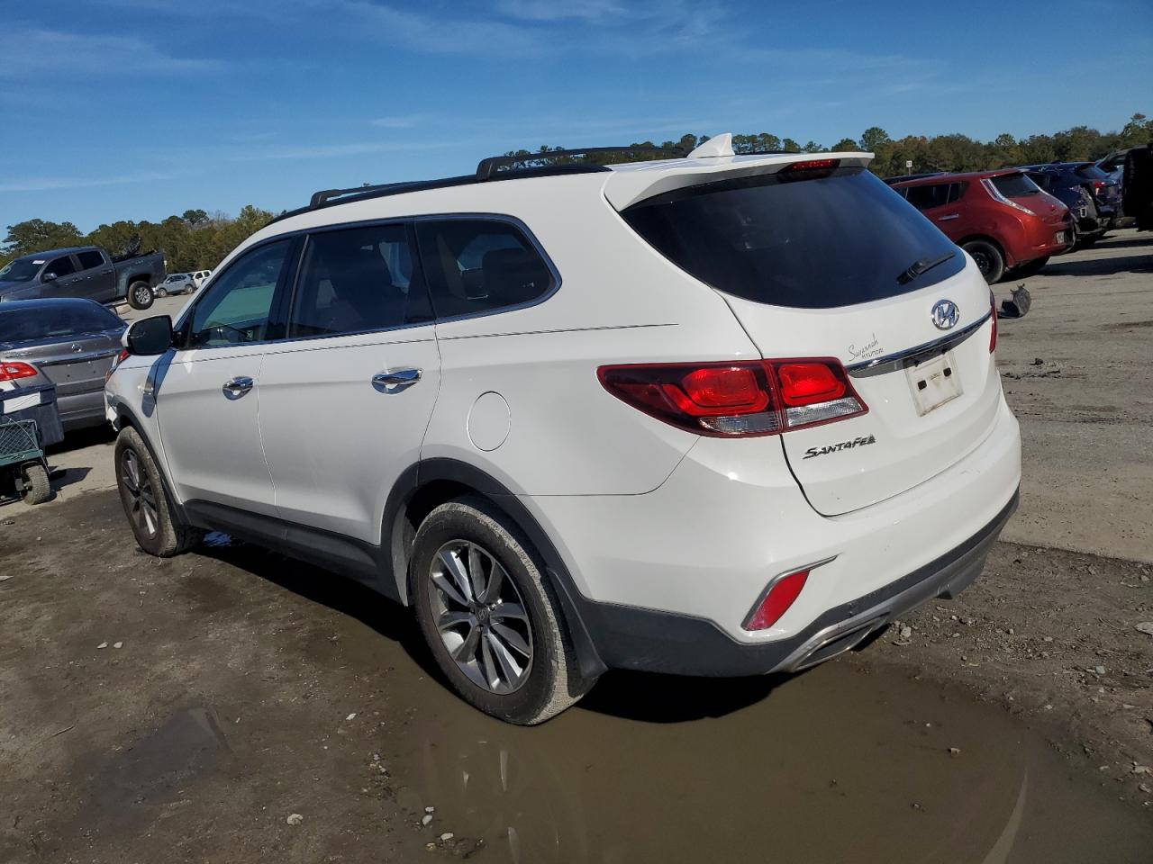 2017 Hyundai Santa Fe - Image 2