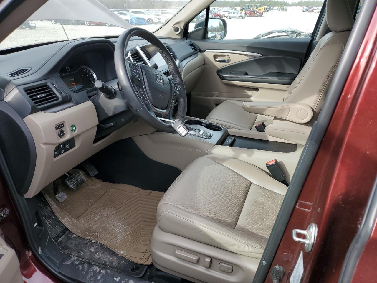 2020 Honda Ridgeline - Image 7
