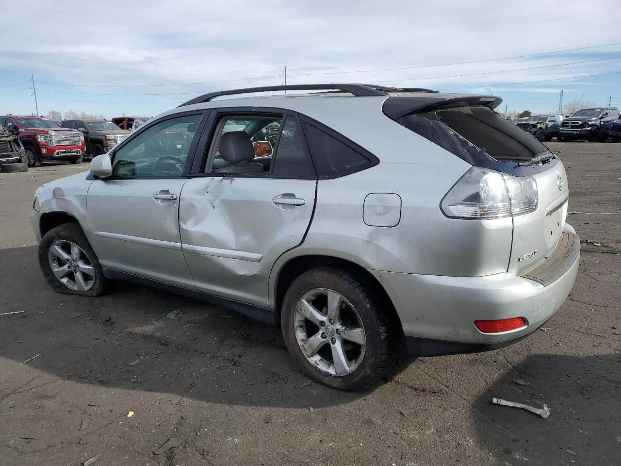 2004 Lexus RX - Image 2