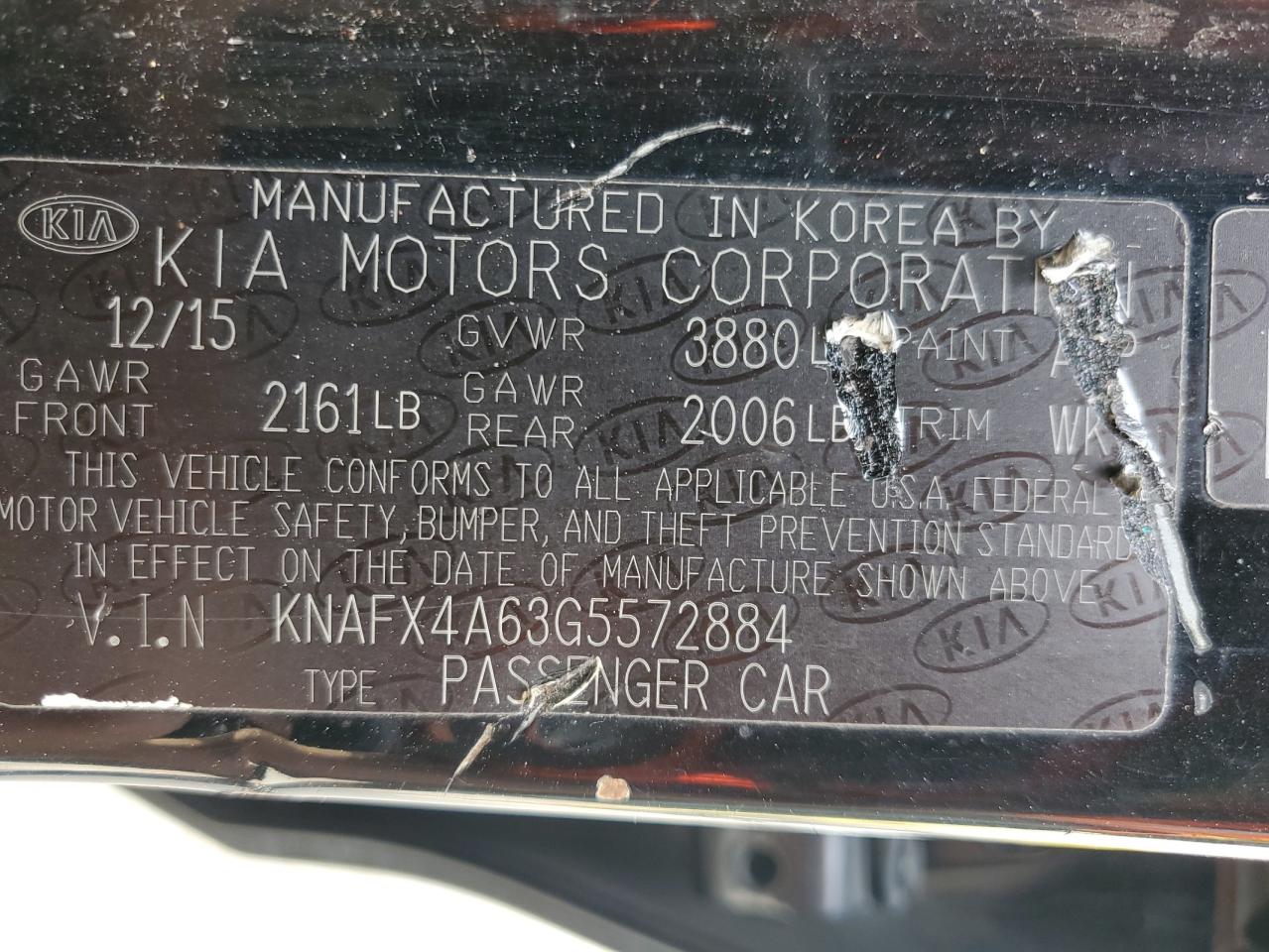 2016 Kia Forte - Image 13