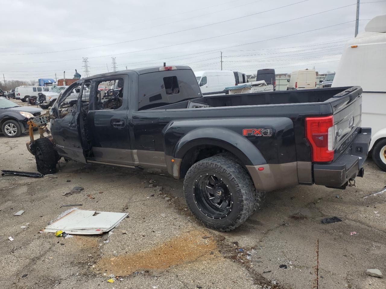 2017 Ford F350 - Image 2
