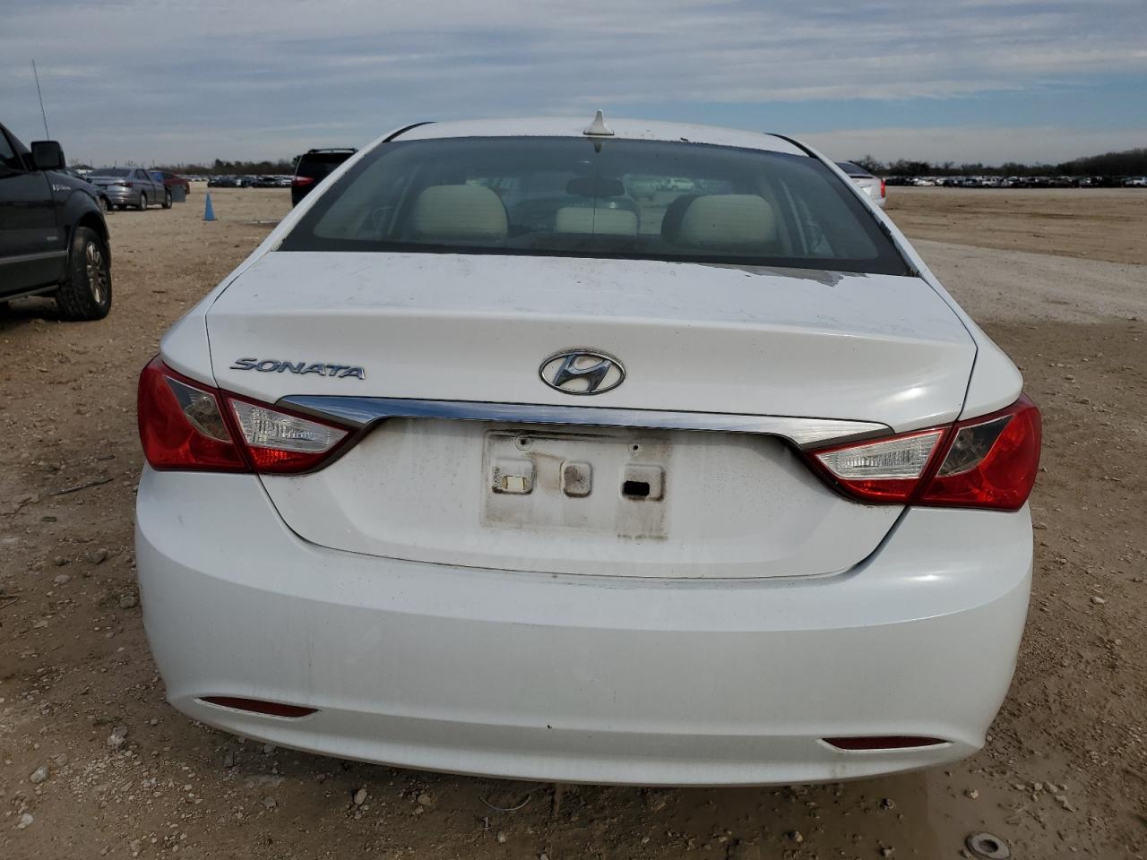 2013 Hyundai Sonata - Image 6