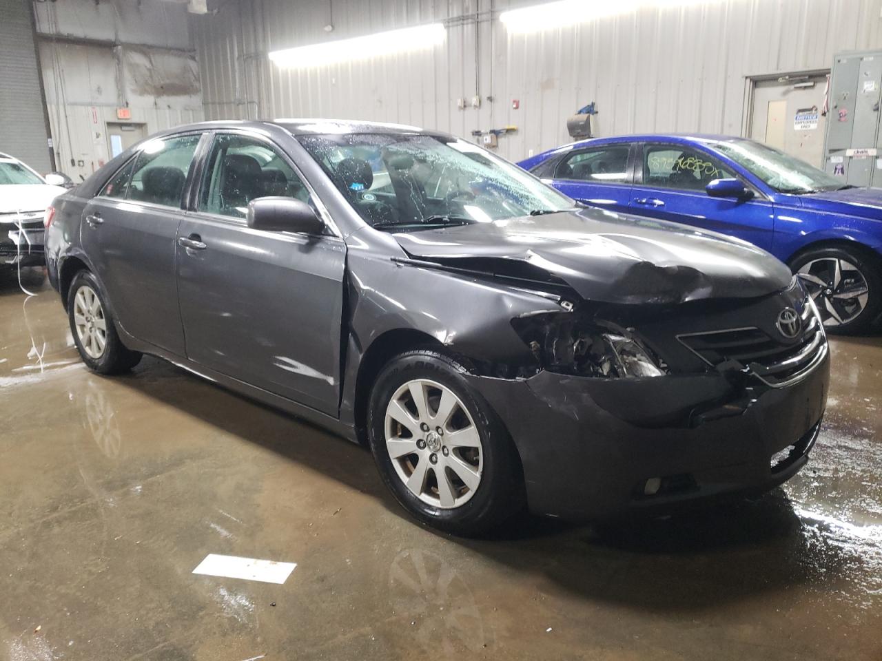 2009 Toyota Camry - Image 4