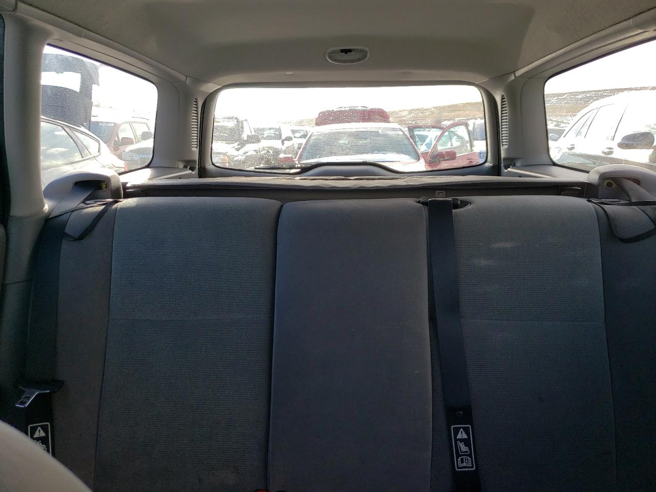 2002 Ford Focus - Image 10