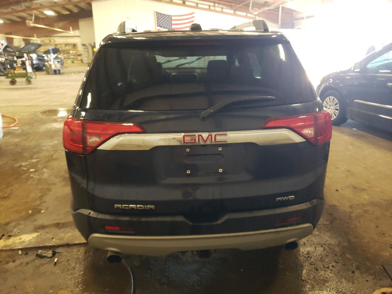 2017 GMC Acadia - Image 6