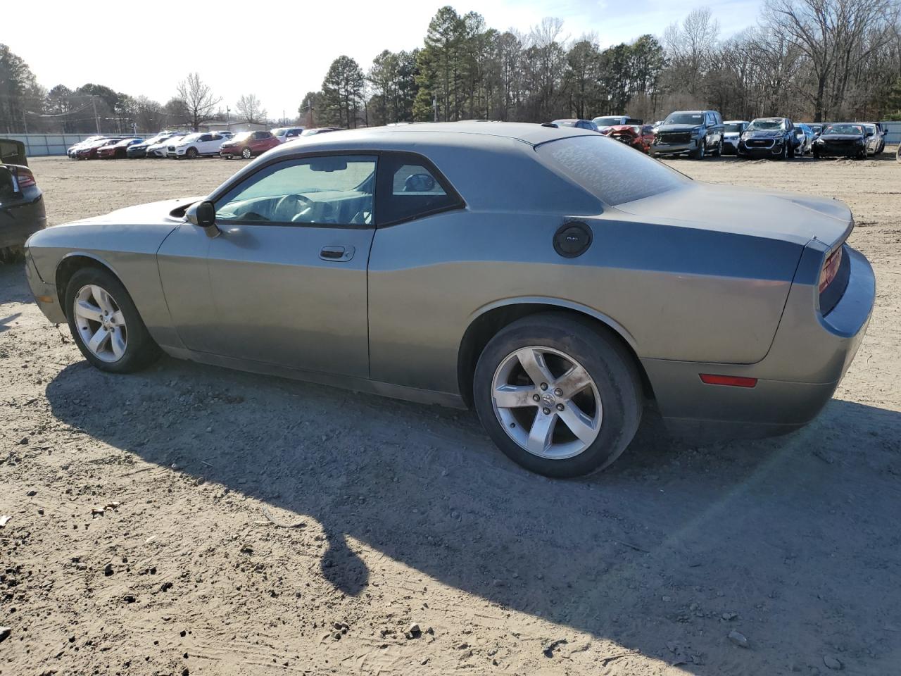 2010 Dodge Challenger - Image 2