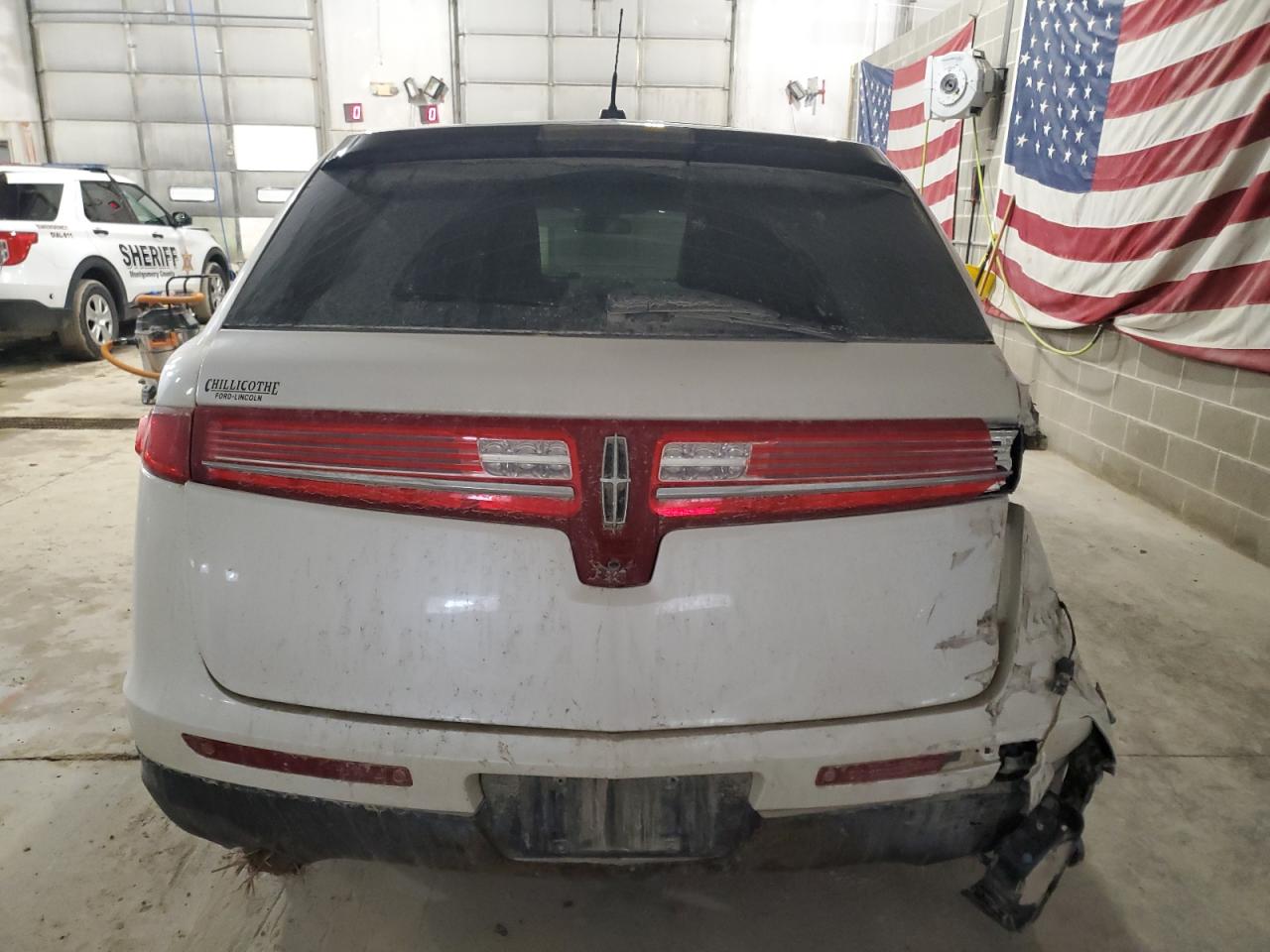 2014 Lincoln MKT - Image 6