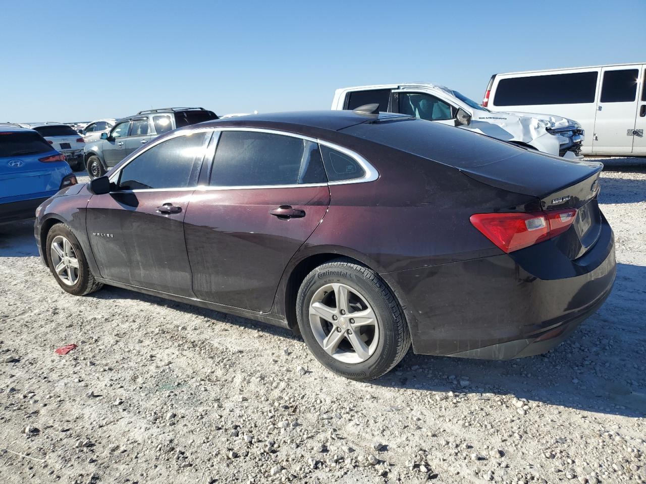 2020 Chevrolet Malibu - Image 2