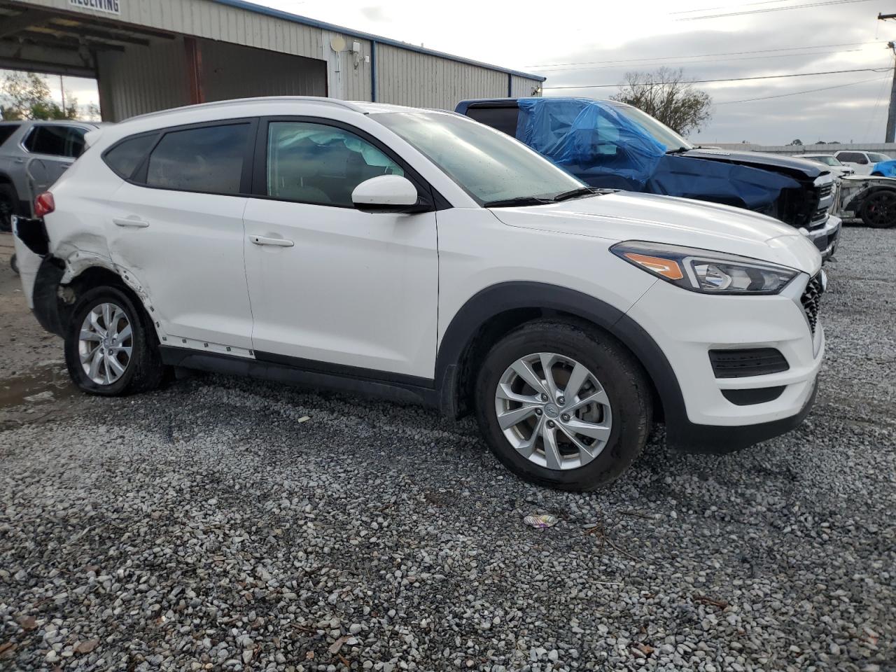 2021 Hyundai Tucson - Image 4