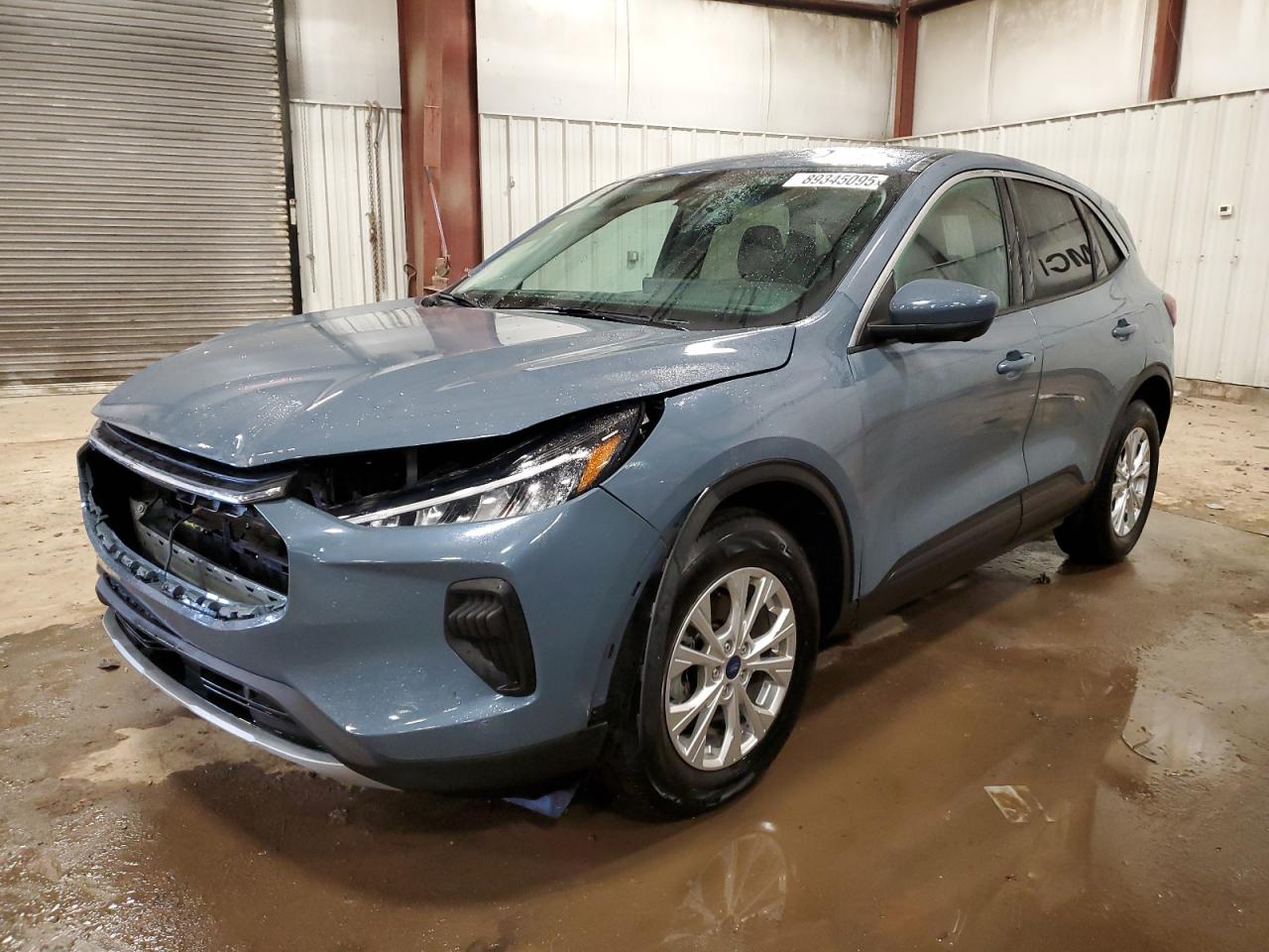 2023 Ford Escape - Image 1