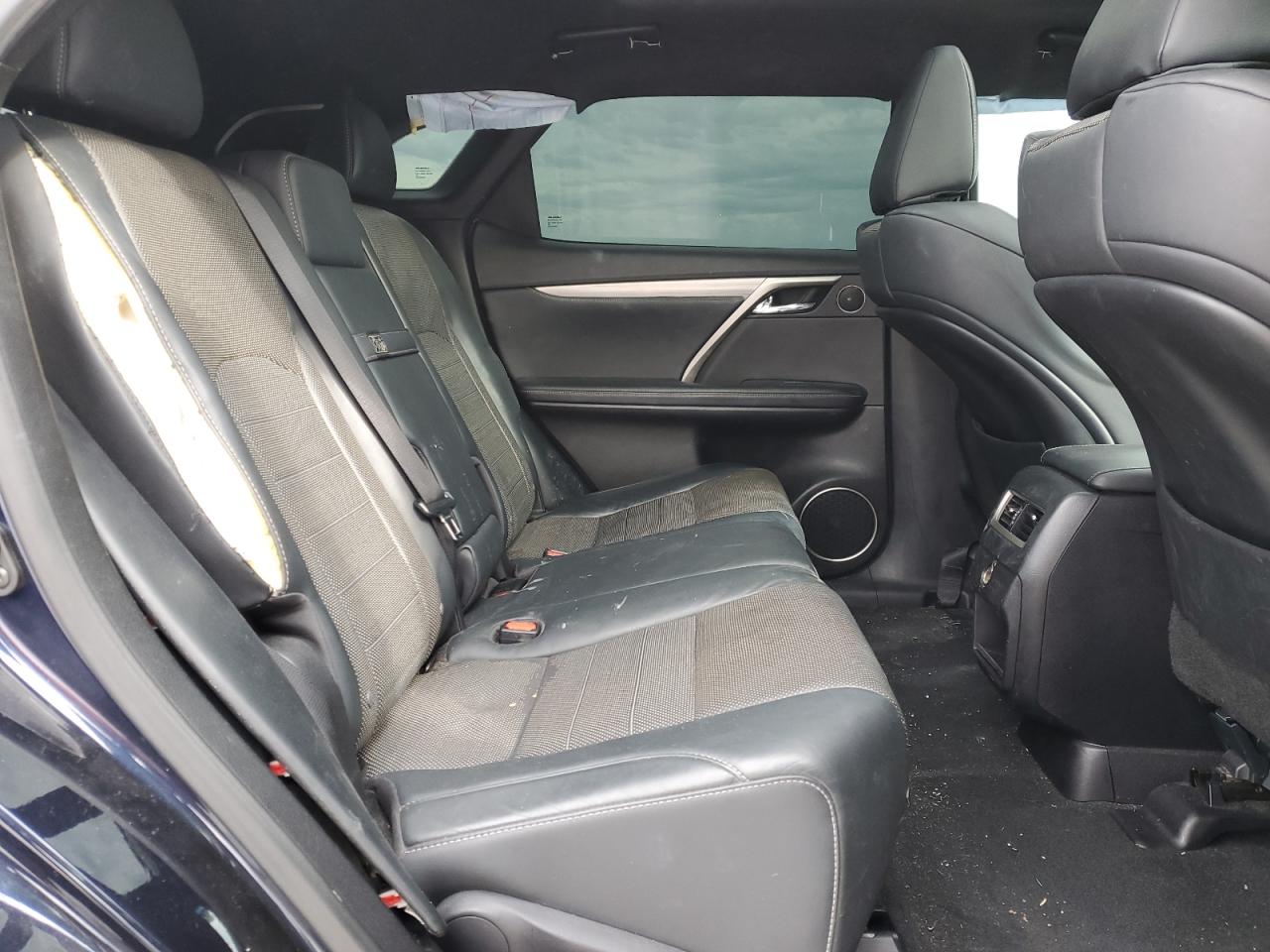 2016 Lexus RX - Image 10