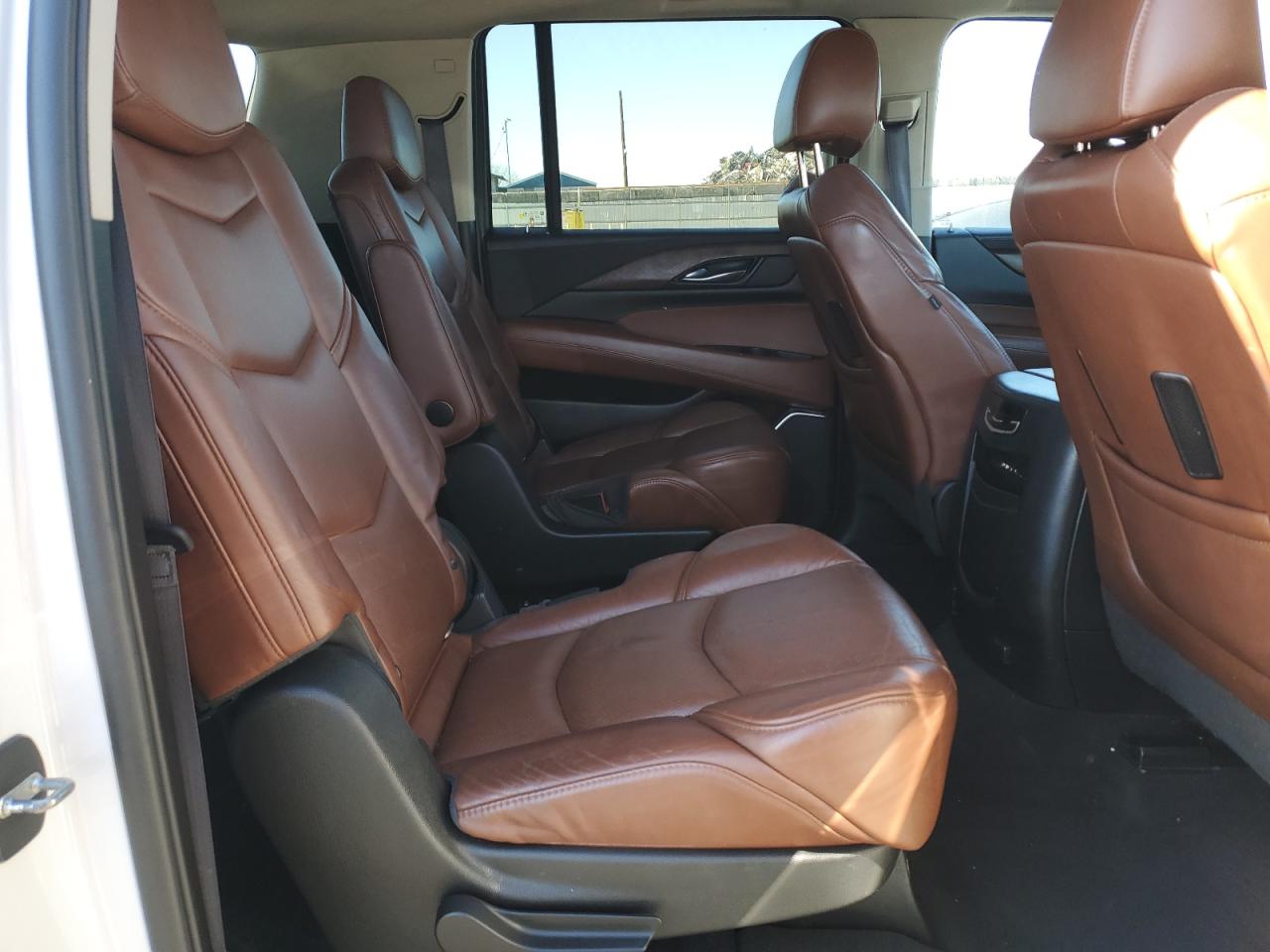 2016 Cadillac Escalade - Image 11