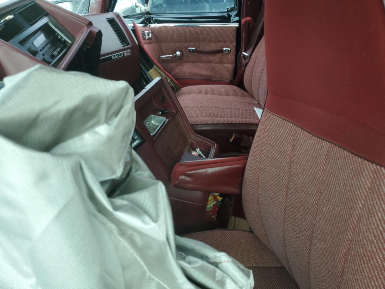 1994 Chevrolet Van - Image 7