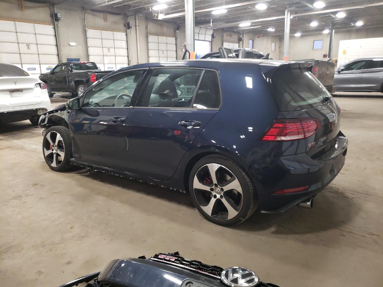 2019 Volkswagen GTI - Image 2