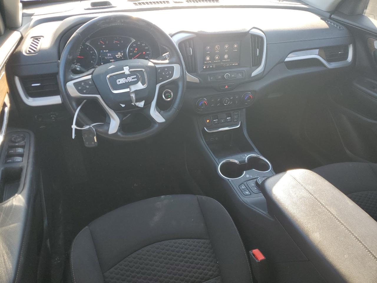 2021 GMC Terrain - Image 8