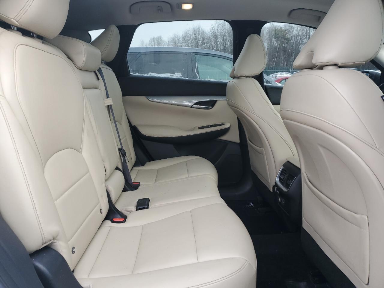 2019 Infiniti QX50 - Image 11