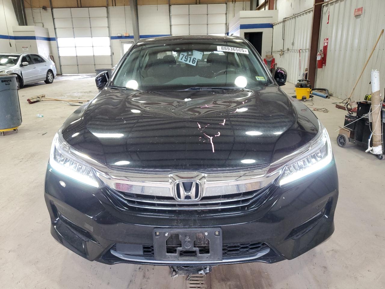 2017 Honda Accord - Image 5