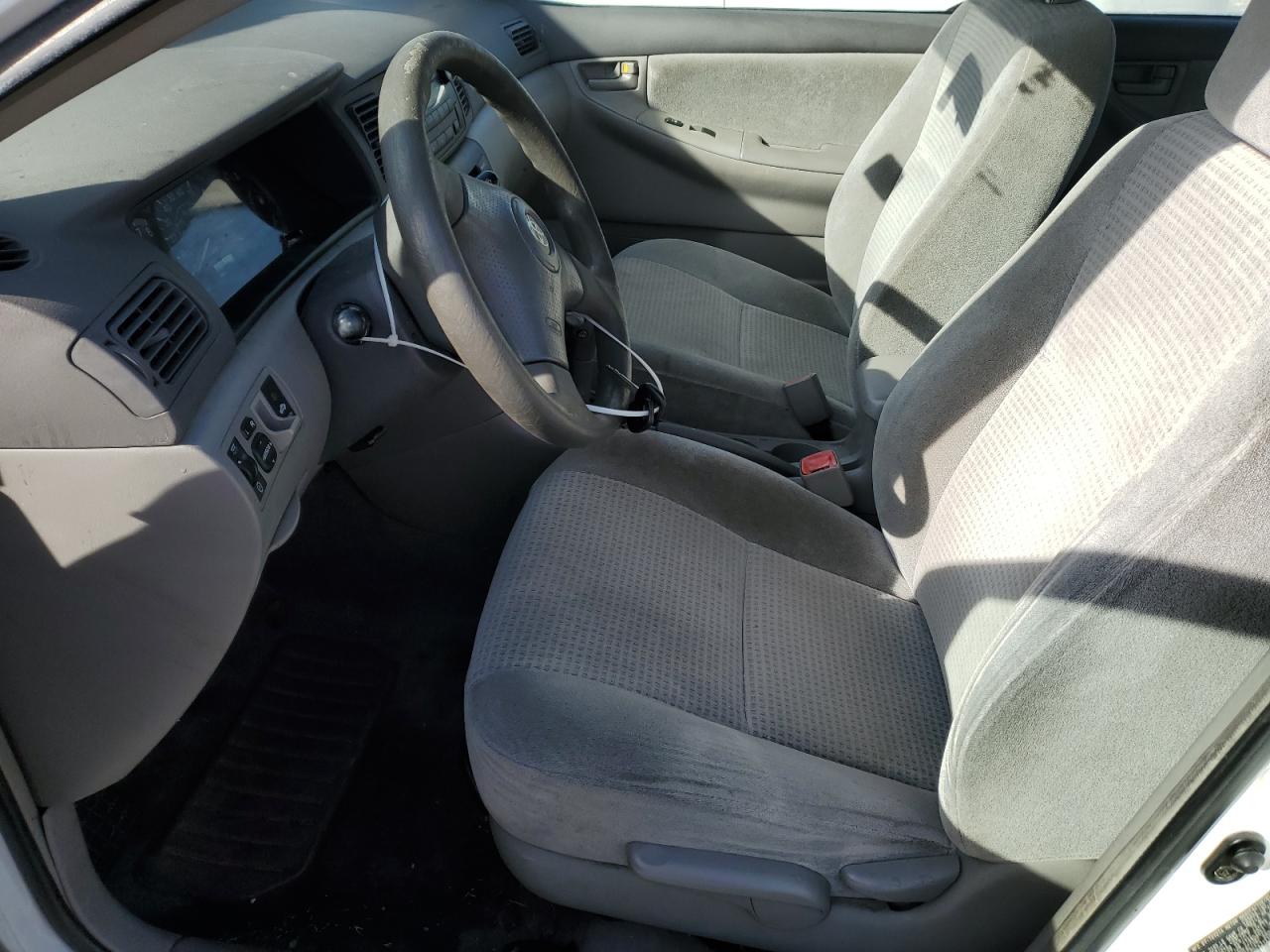 2005 Toyota Corolla - Image 7