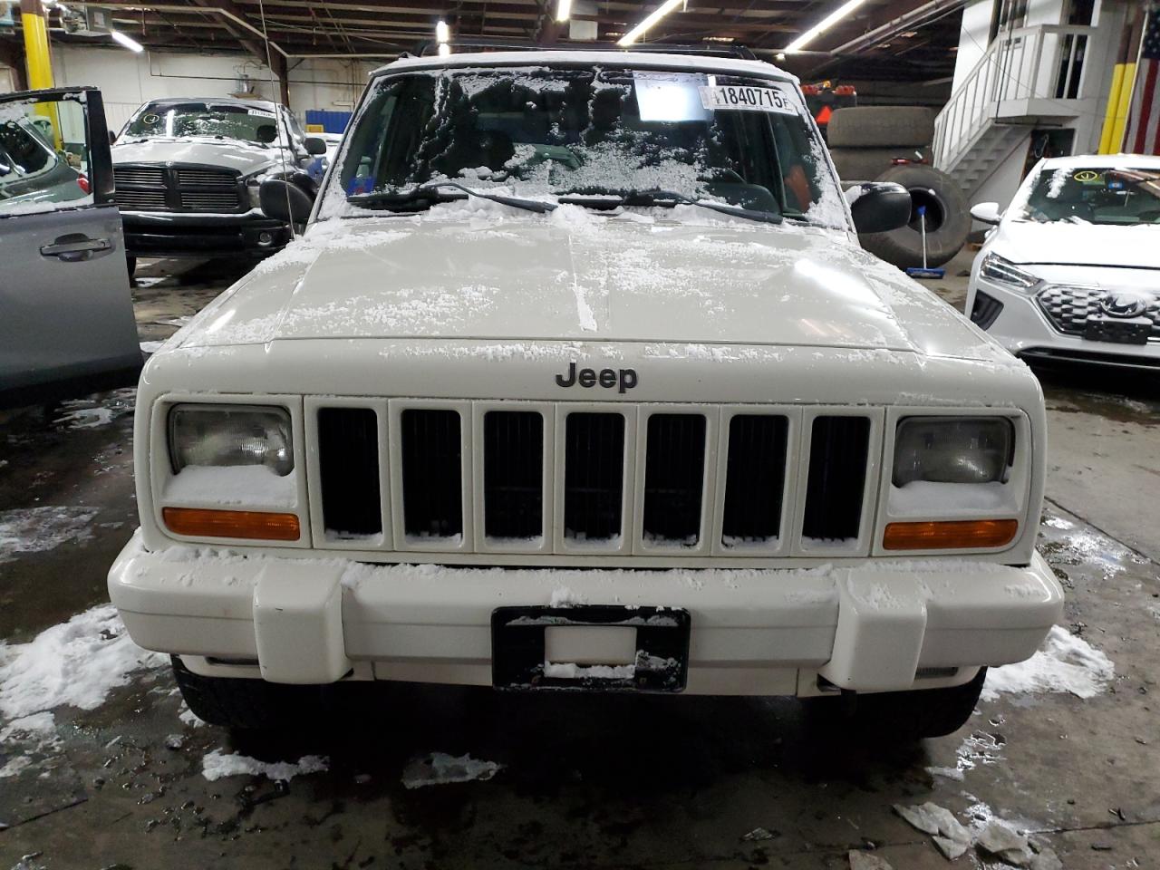 1998 Jeep Grand Cherokee - Image 5