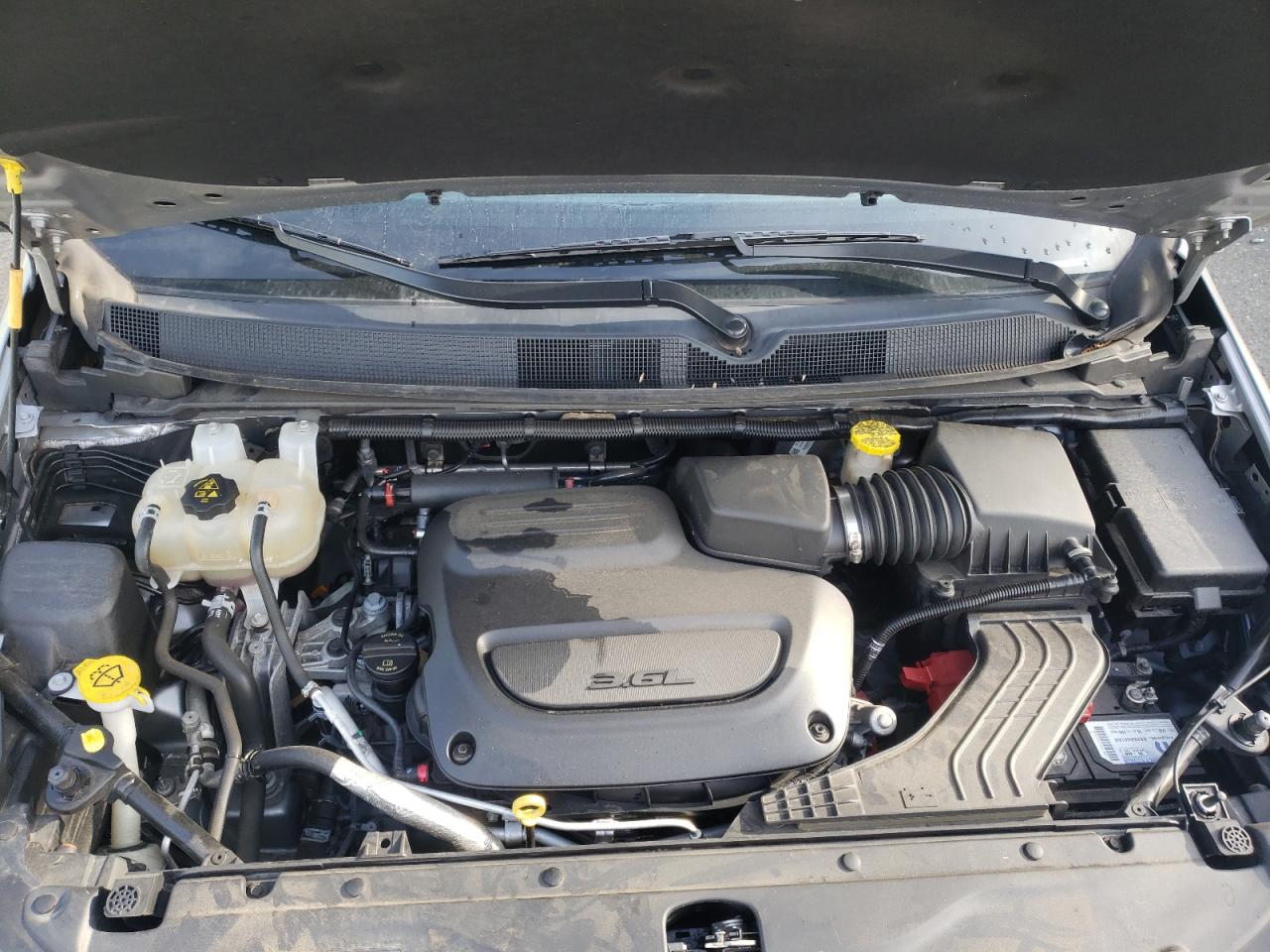 2019 Chrysler Pacifica - Image 12