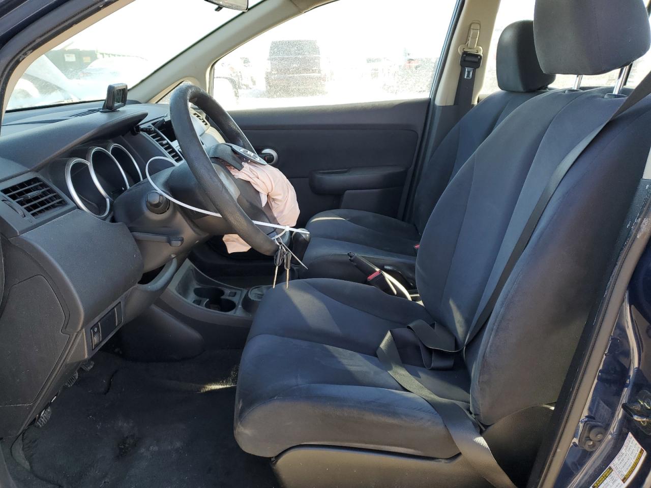 2009 Nissan Versa - Image 7