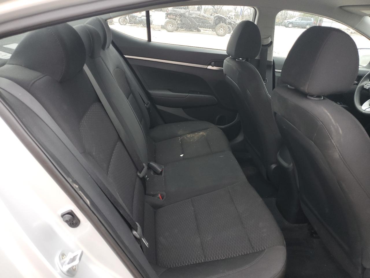 2019 Hyundai Elantra - Image 10