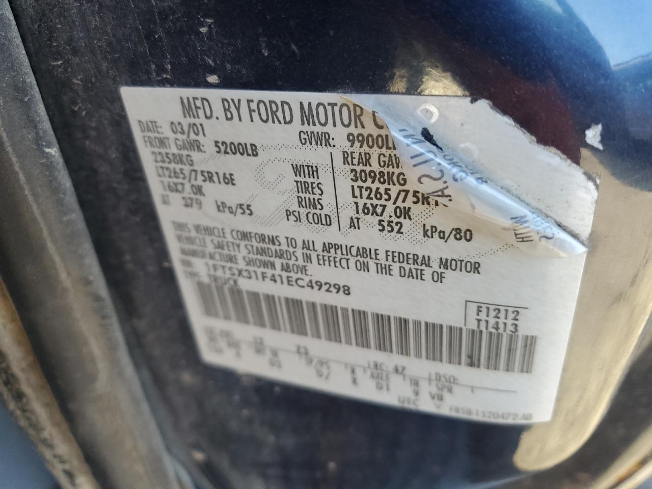 2001 Ford F350 - Image 12