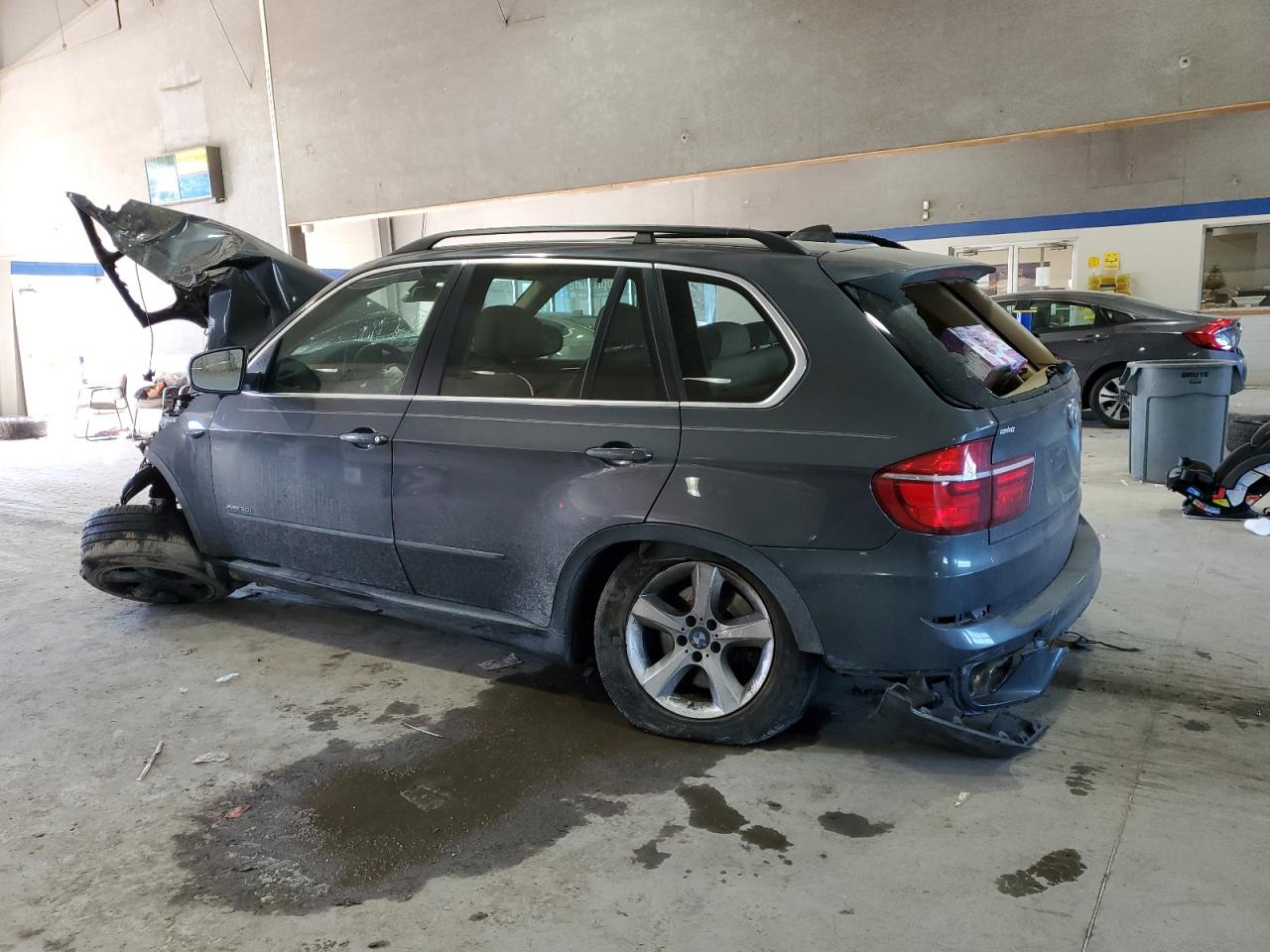 2012 BMW X5 - Image 2