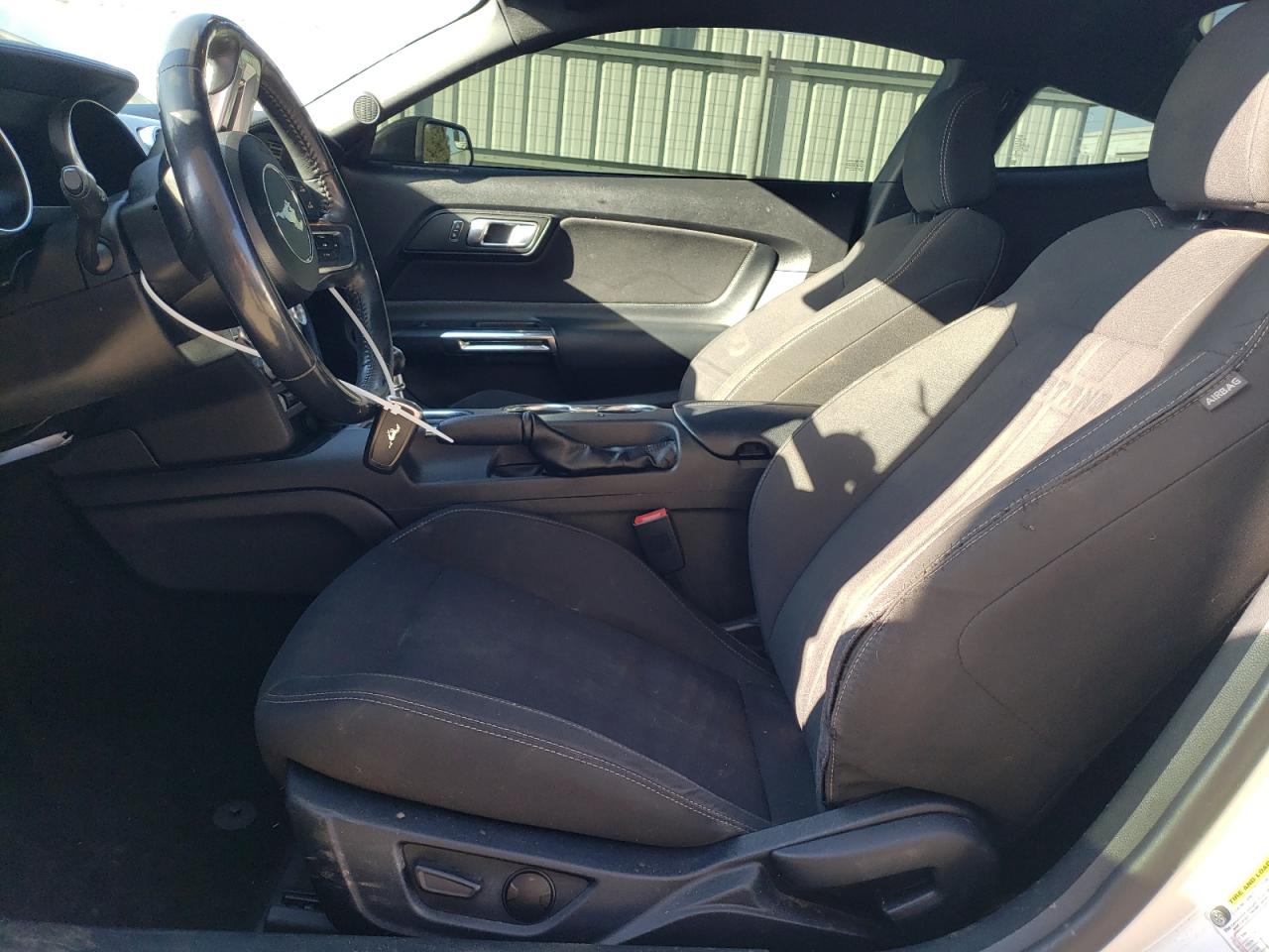 2020 Ford Mustang - Image 7