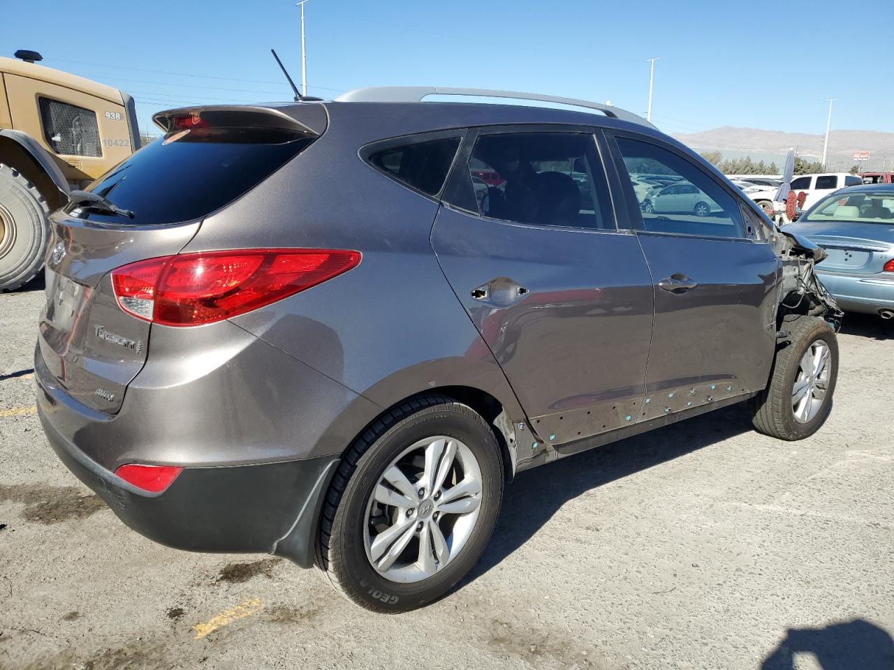 2011 Hyundai Tucson - Image 3