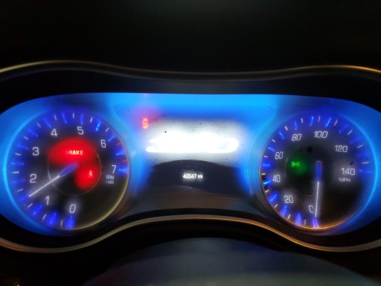 2019 Chrysler 300 - Image 9