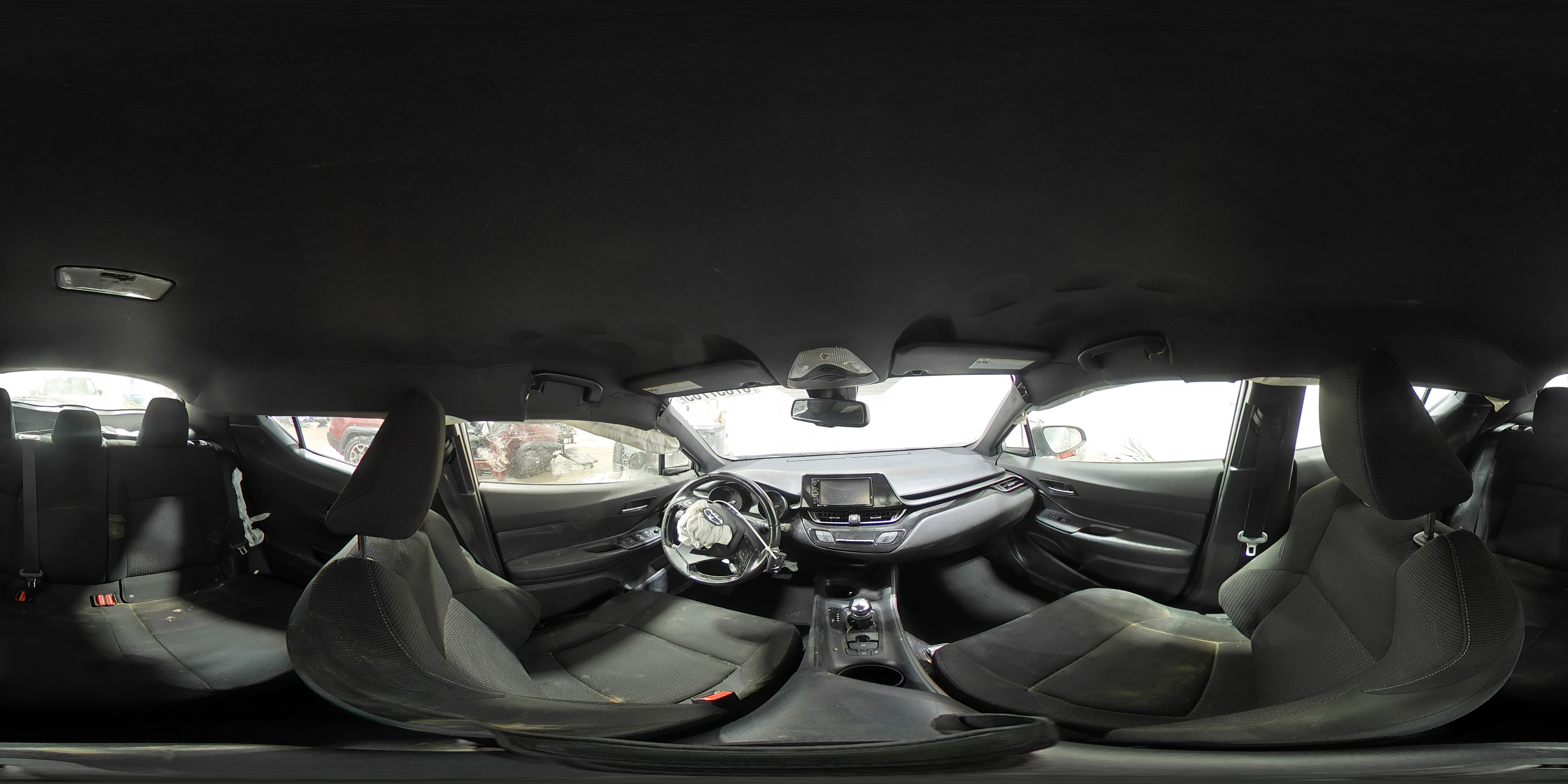 2018 Toyota C-HR - Image 16
