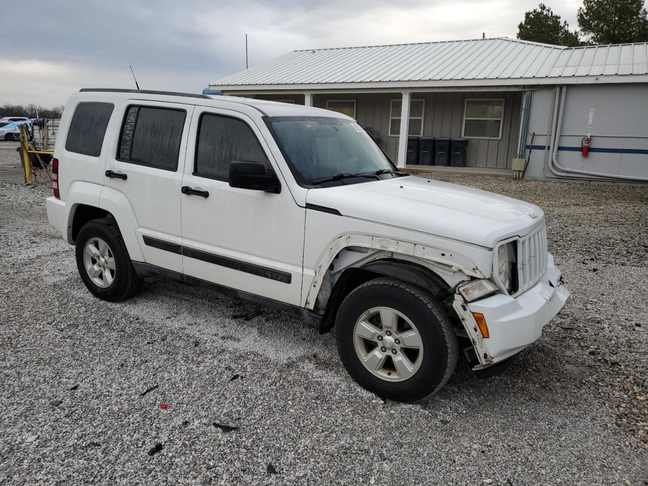 2011 Jeep Liberty (North America) - Image 4