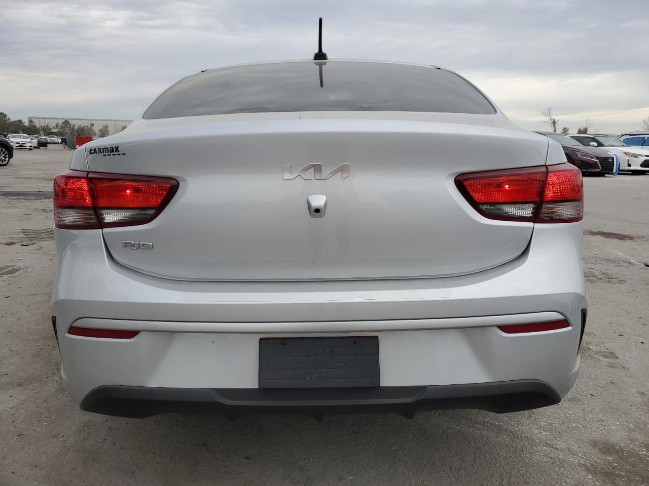 2023 Kia Rio - Image 6