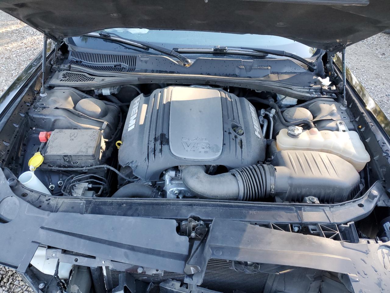 2019 Dodge Challenger - Image 11