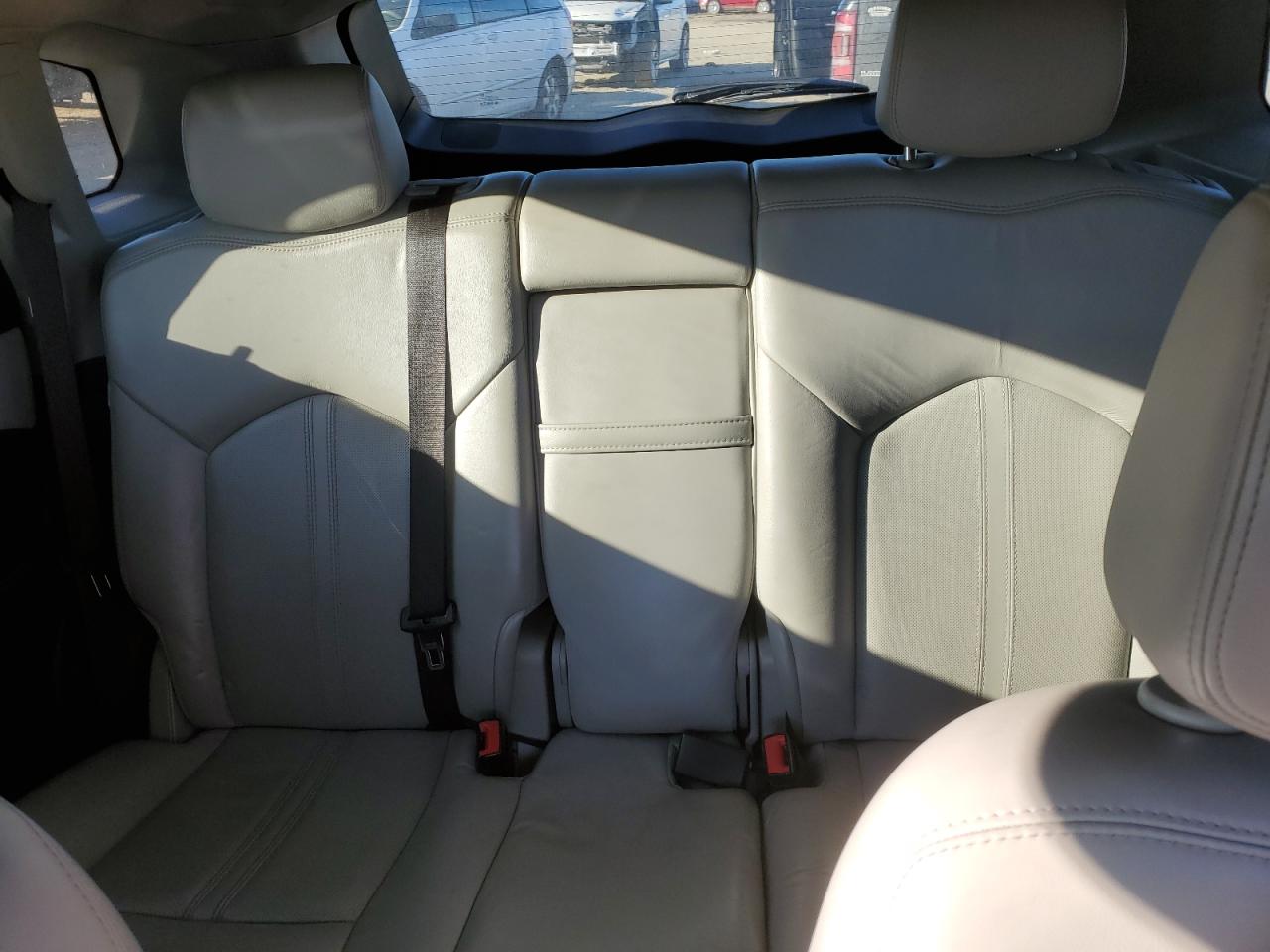 2016 Cadillac SRX - Image 10