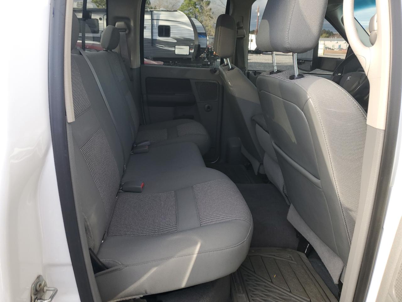 2007 Dodge RAM - Image 11