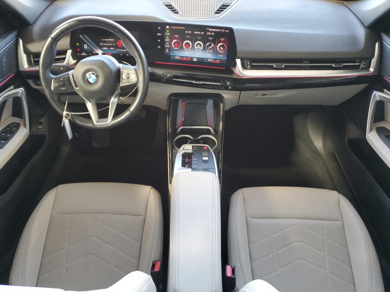 2023 BMW X1 - Image 8