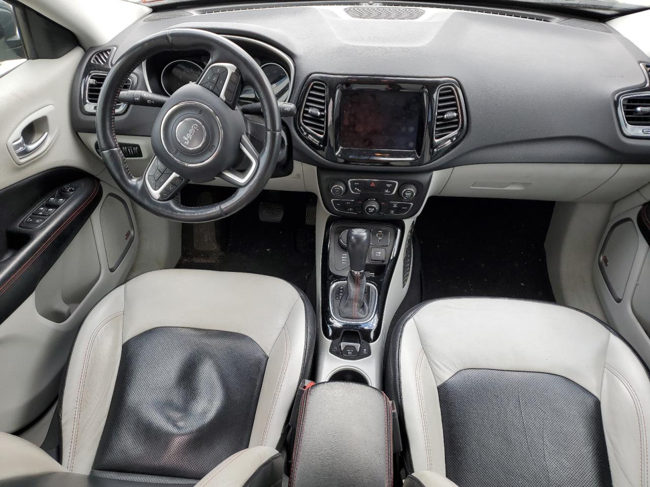 2018 Jeep Compass - Image 8